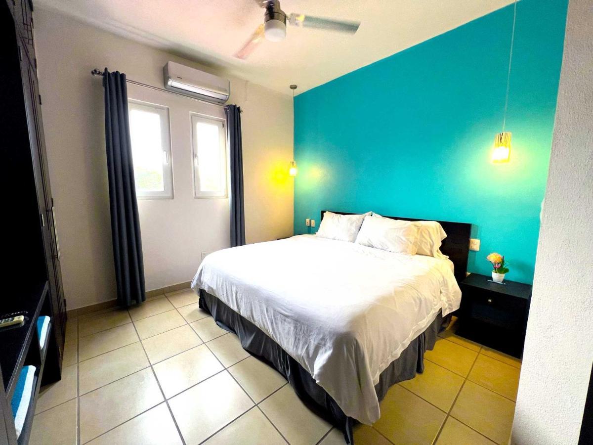 Cardenas Suites Puerto Vallarta Exterior foto